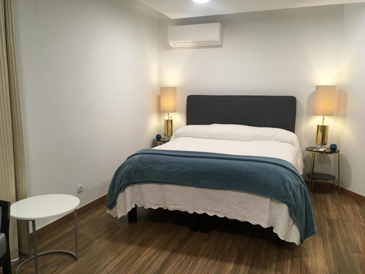 Sleep In Bucelas Exterior photo