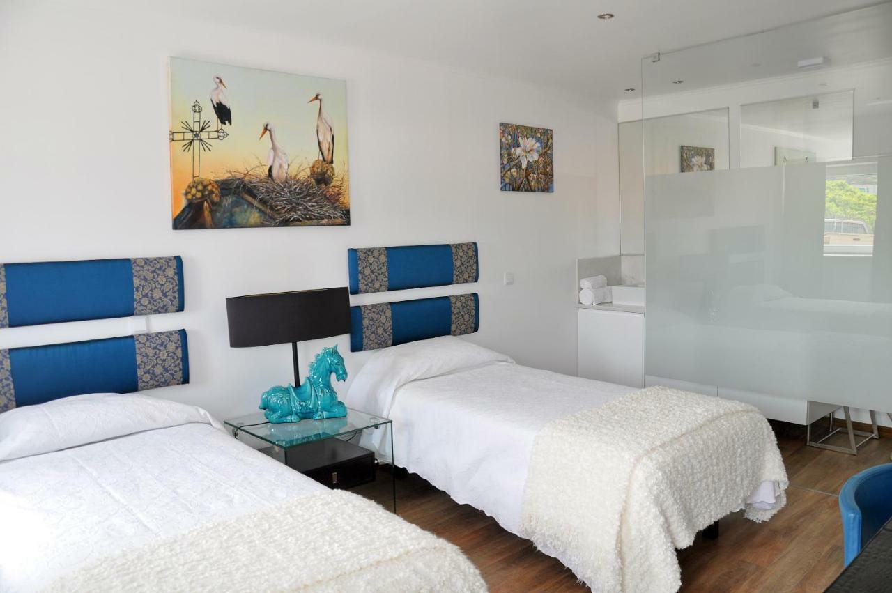 Sleep In Bucelas Exterior photo